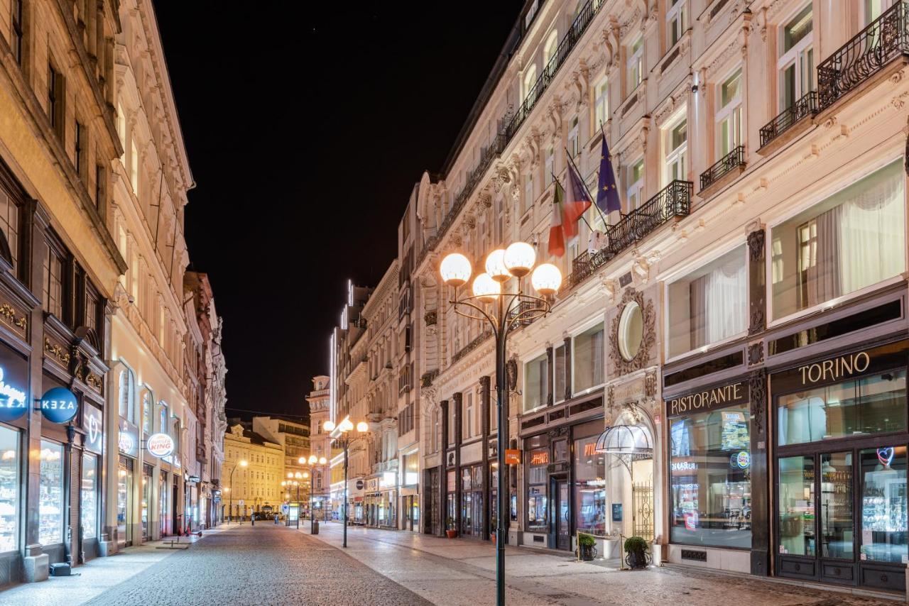 Hotel Liberty Praha Bagian luar foto