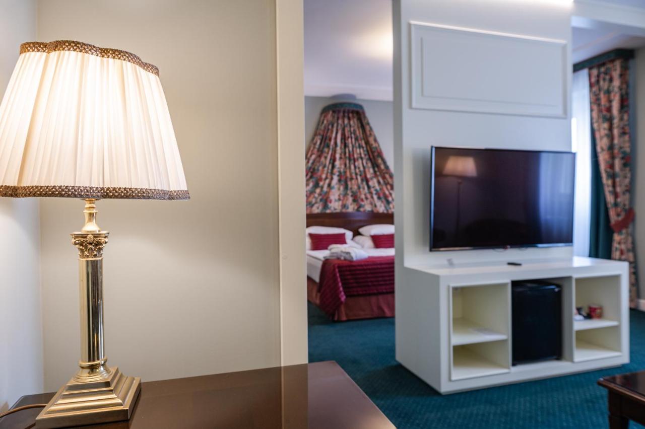 Hotel Liberty Praha Bagian luar foto