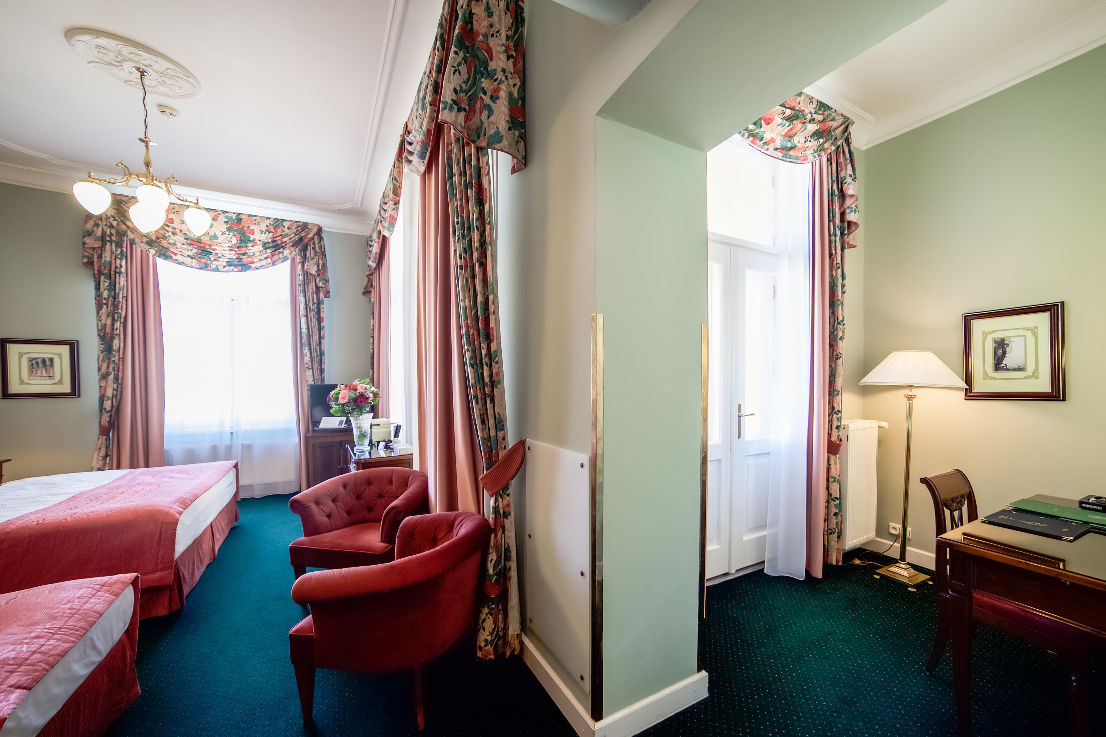 Hotel Liberty Praha Bagian luar foto
