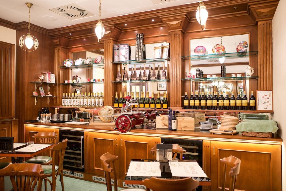 Hotel Liberty Praha Bagian luar foto