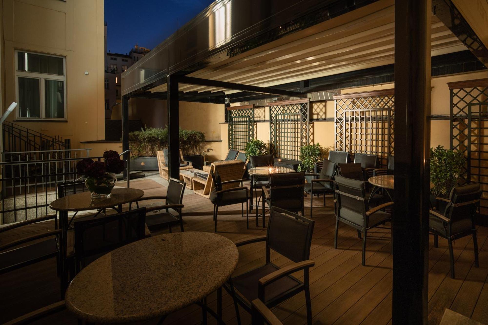 Hotel Liberty Praha Bagian luar foto