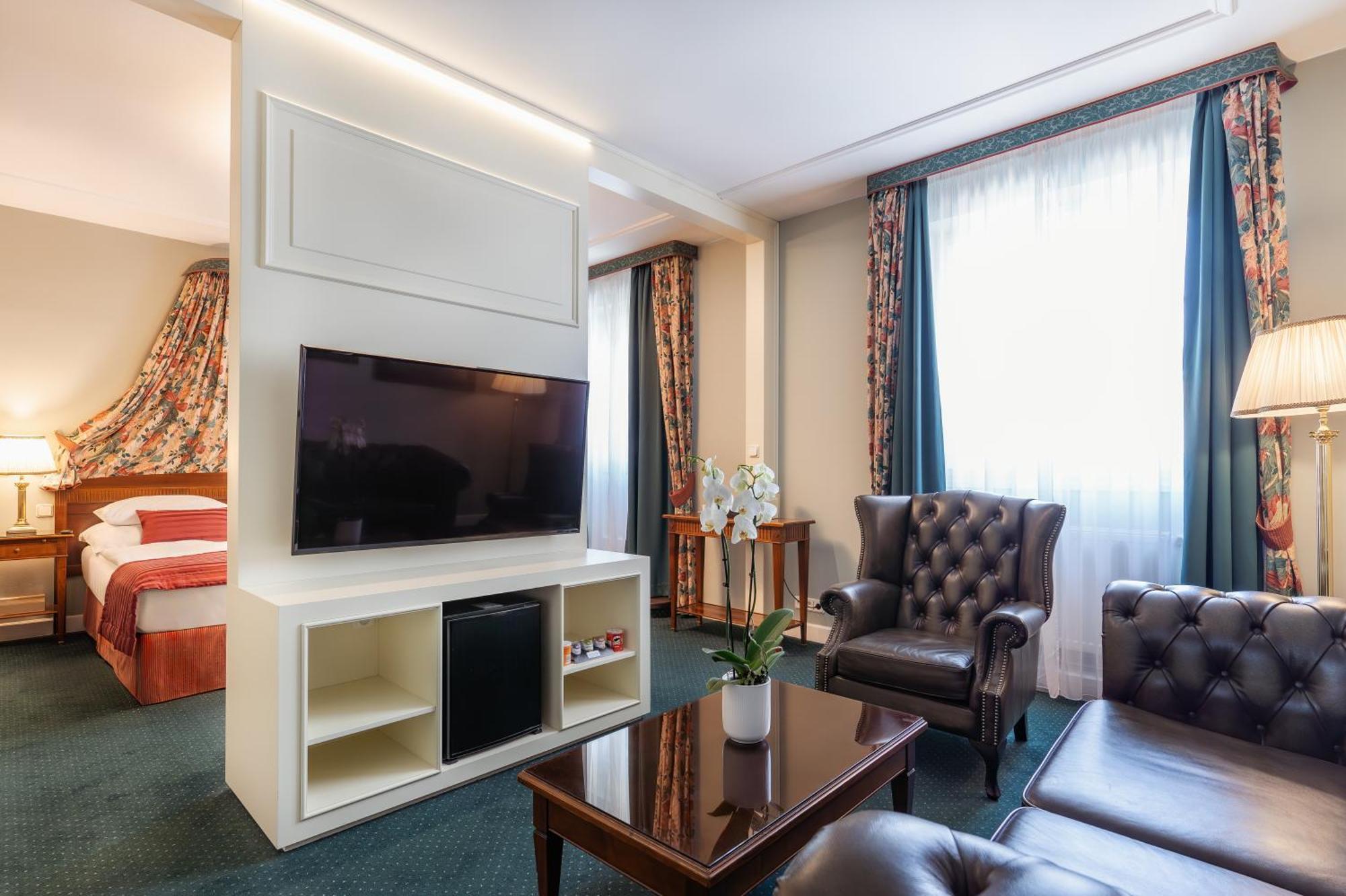 Hotel Liberty Praha Bagian luar foto